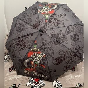 Ed Hardy rare Grey Auto Umbrella Snake Dagger Death Before Dishonor 
NWT